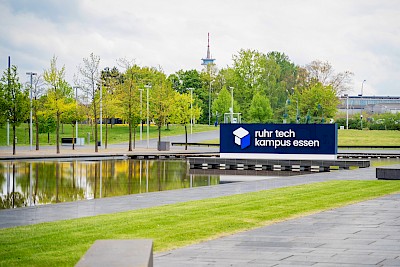 Das neue Supersign des ruhr rech kampus essen