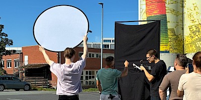 Besonders wichtig an jedem Drehort: die richtige Belichtung