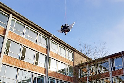Mit professioneller Begleitung des Unternehmes Stratoflights ging der Ballon in die Höhe …