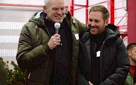Rede für „Brückinger Teamplayer“ Emanuel Hoff auf der Weihnachtsfeier 2024